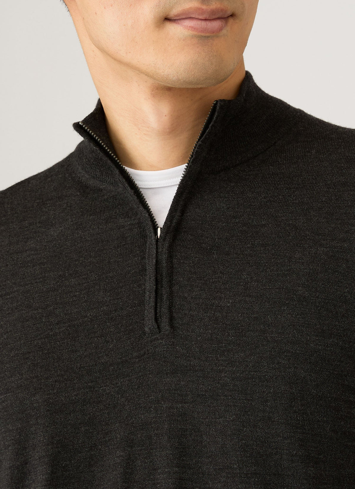 Mens Fine Merino Wool Zip Neck In Charcoal Melange