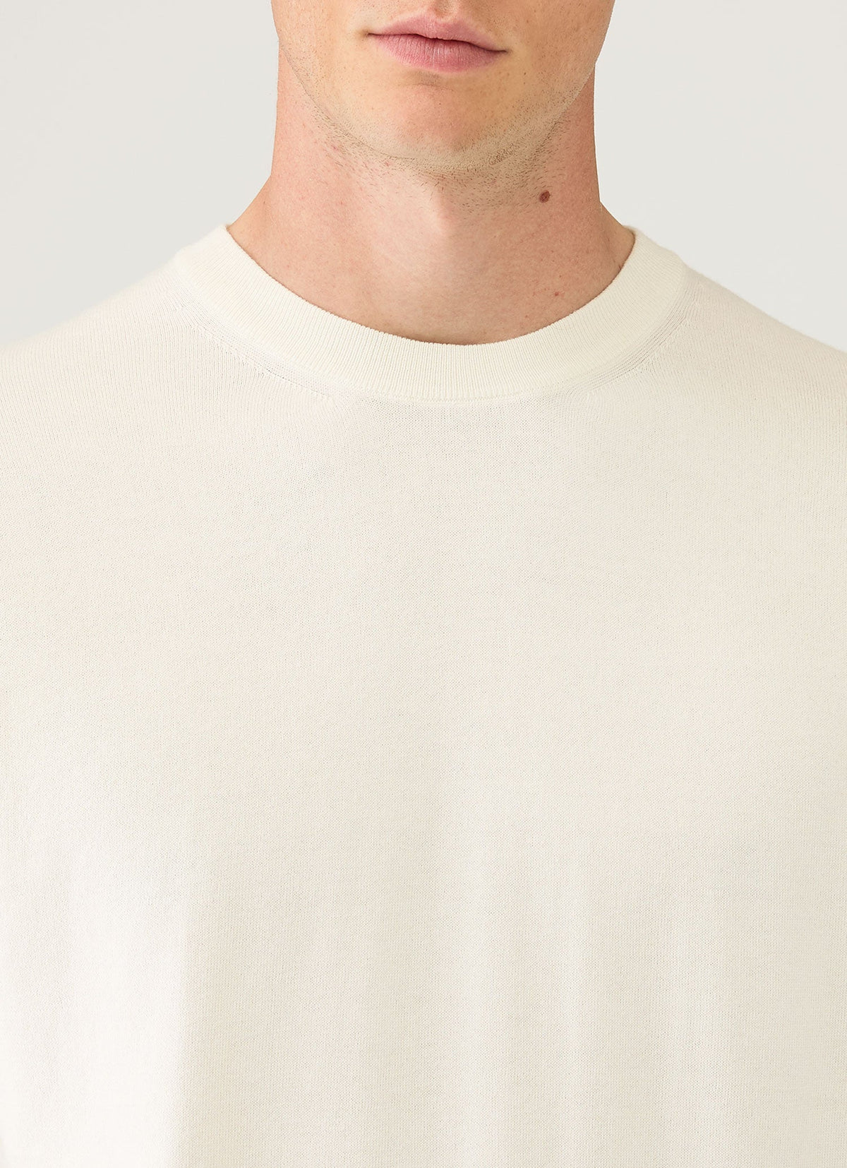 Mens Lightweight Cotton Jumper In Ecru Mjum8314 Whcr