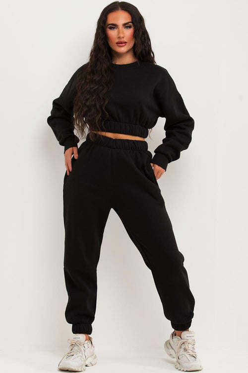 Crop Sweatshirt And Joggers Tracksuit Black