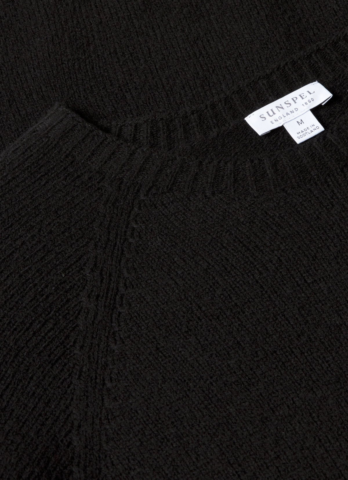Men S Crew Neck Sweater In Black