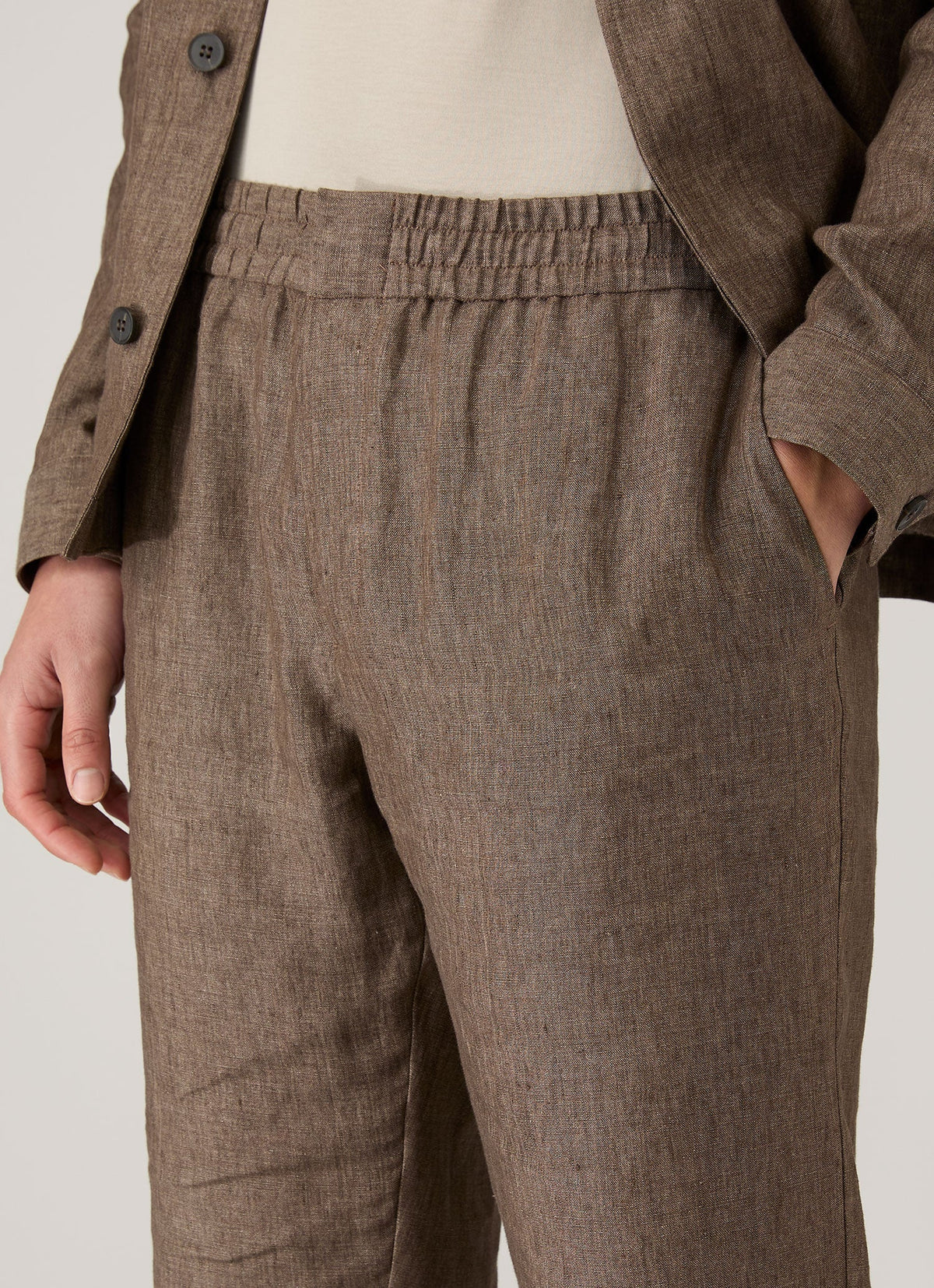 Mens Linen Drawstring Trouser In Dark Walnut Mtrs3092 Brgw