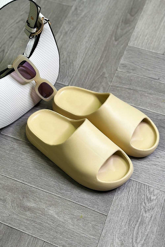 Chunky Sliders Ribbed Rubber Sole Beige